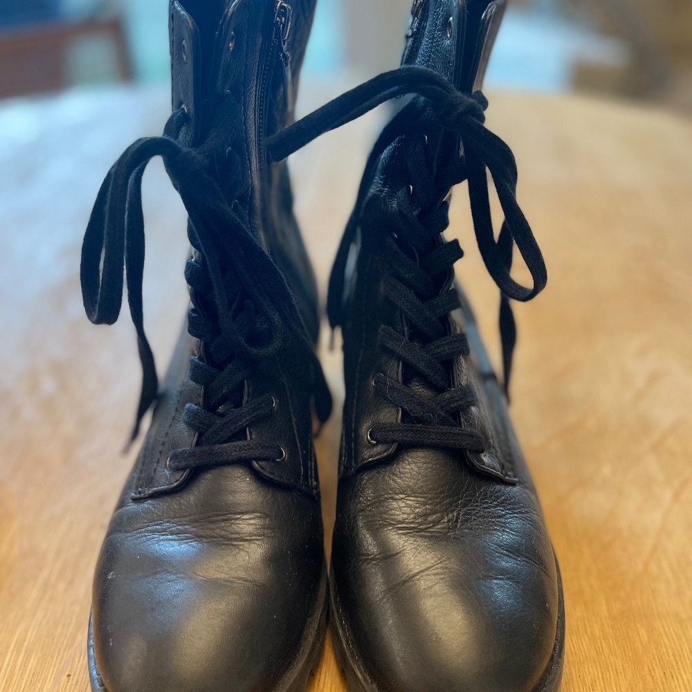 SCHUTZ COMBAT BOOTS